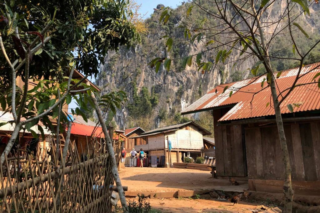 L’Âme du Laos — étape 04 — Tissage à Ban Nayang et Nong Khiaw