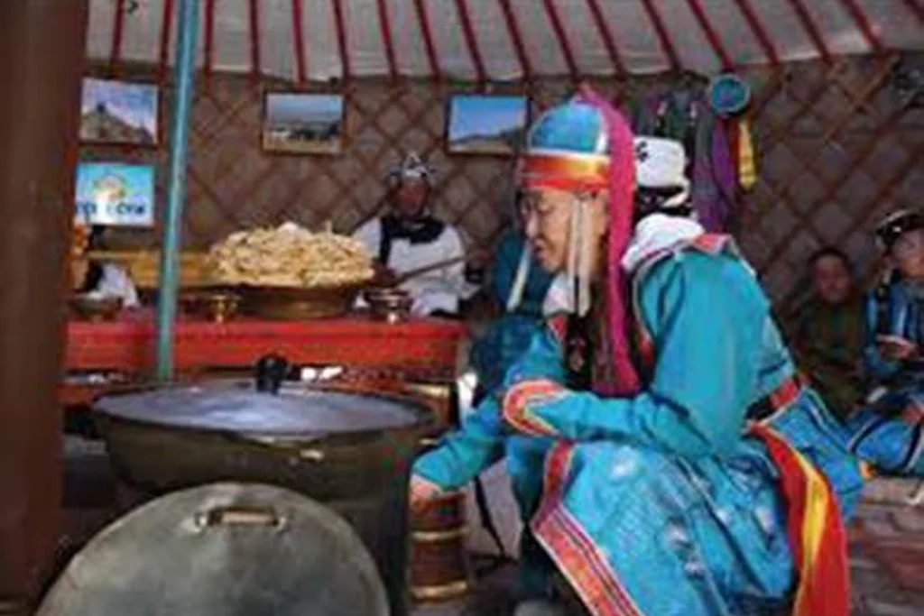 The West and the Kazakhs — stage 07 — Daily life and traditions at the camp