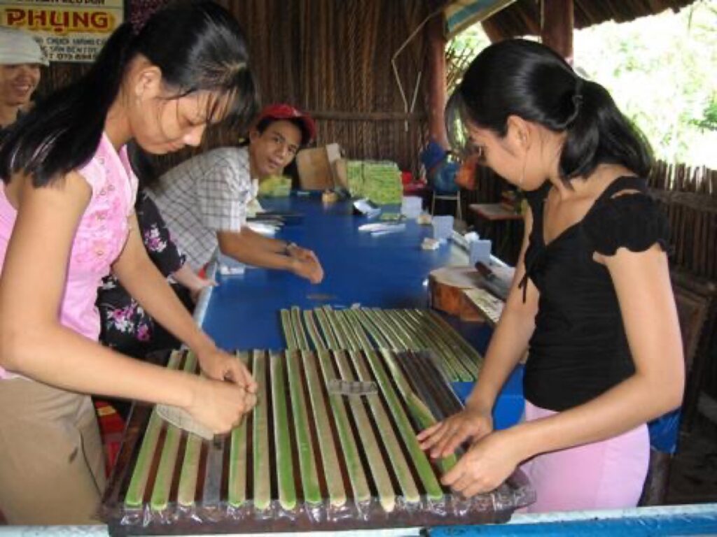 De Saigon au royaume d’Angkor — étape 06 — Marché flottant et Con Son