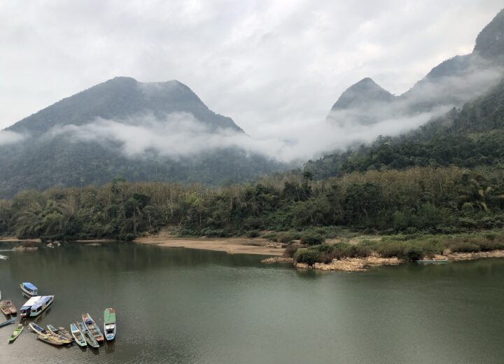 L’Âme du Laos — étape 11 — Kuang Si et train vers Vang Vieng