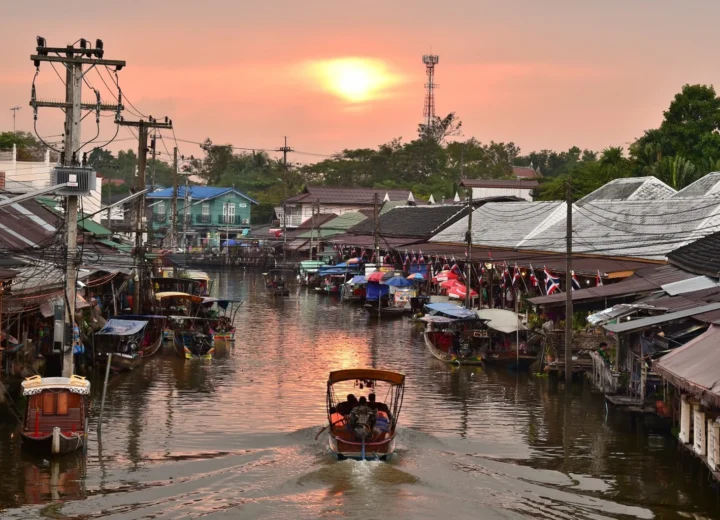 La Thaïlande autrement — étape 07 — Traditions vivantes à Amphawa