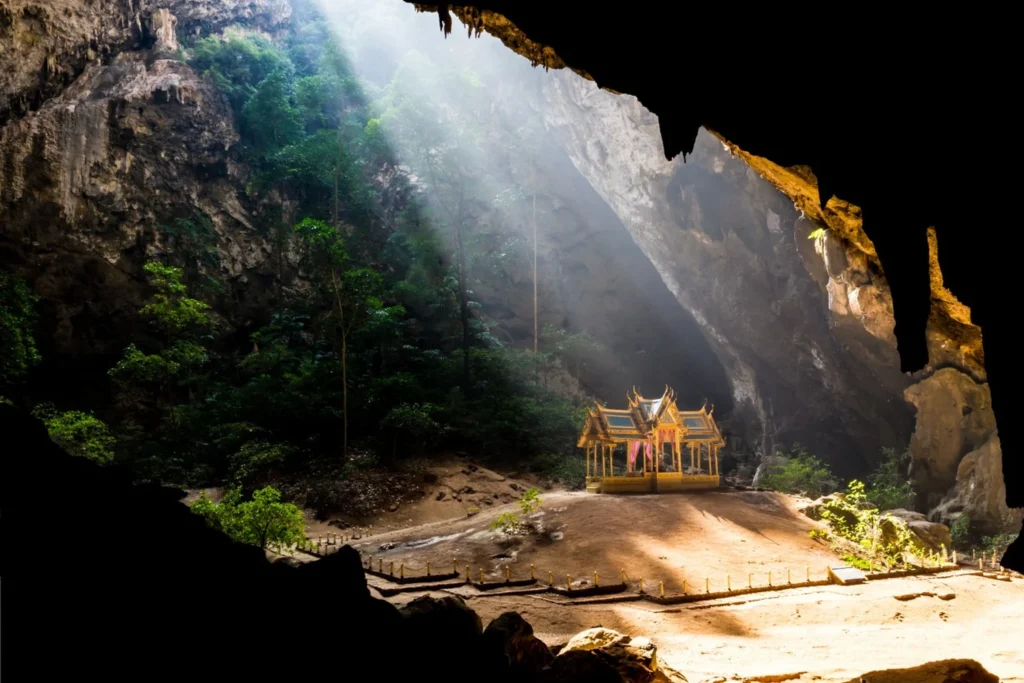 Bangkok and Surroundings — Stage 10 — Khao Sam Roi Yot National Park